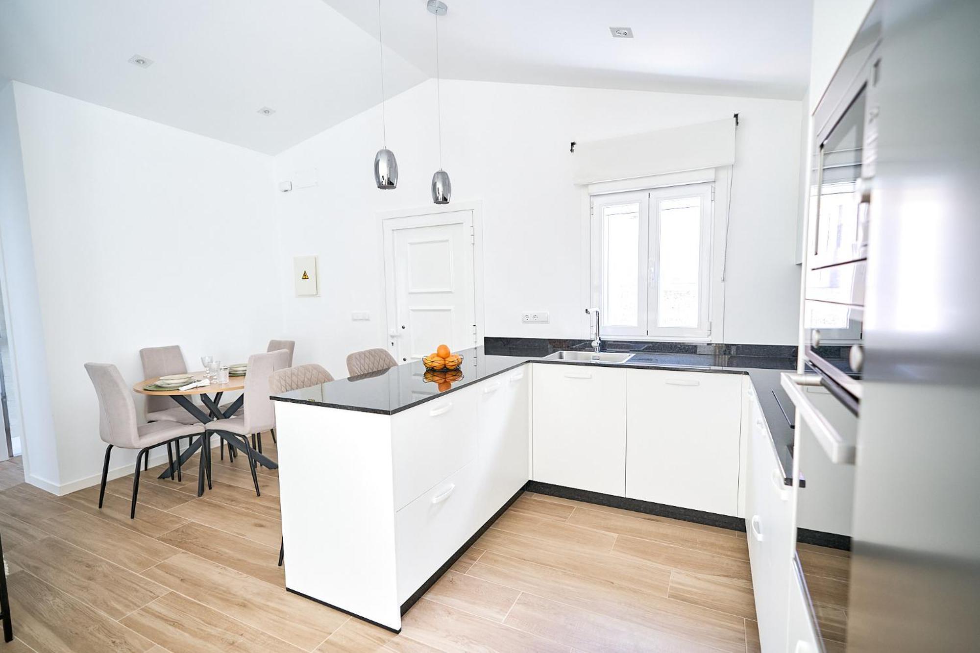 Apartamento Sanmartino Con Jacuzzi 图伊 外观 照片